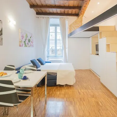 Suite Leopoldo By Rentallcomo Apartamento